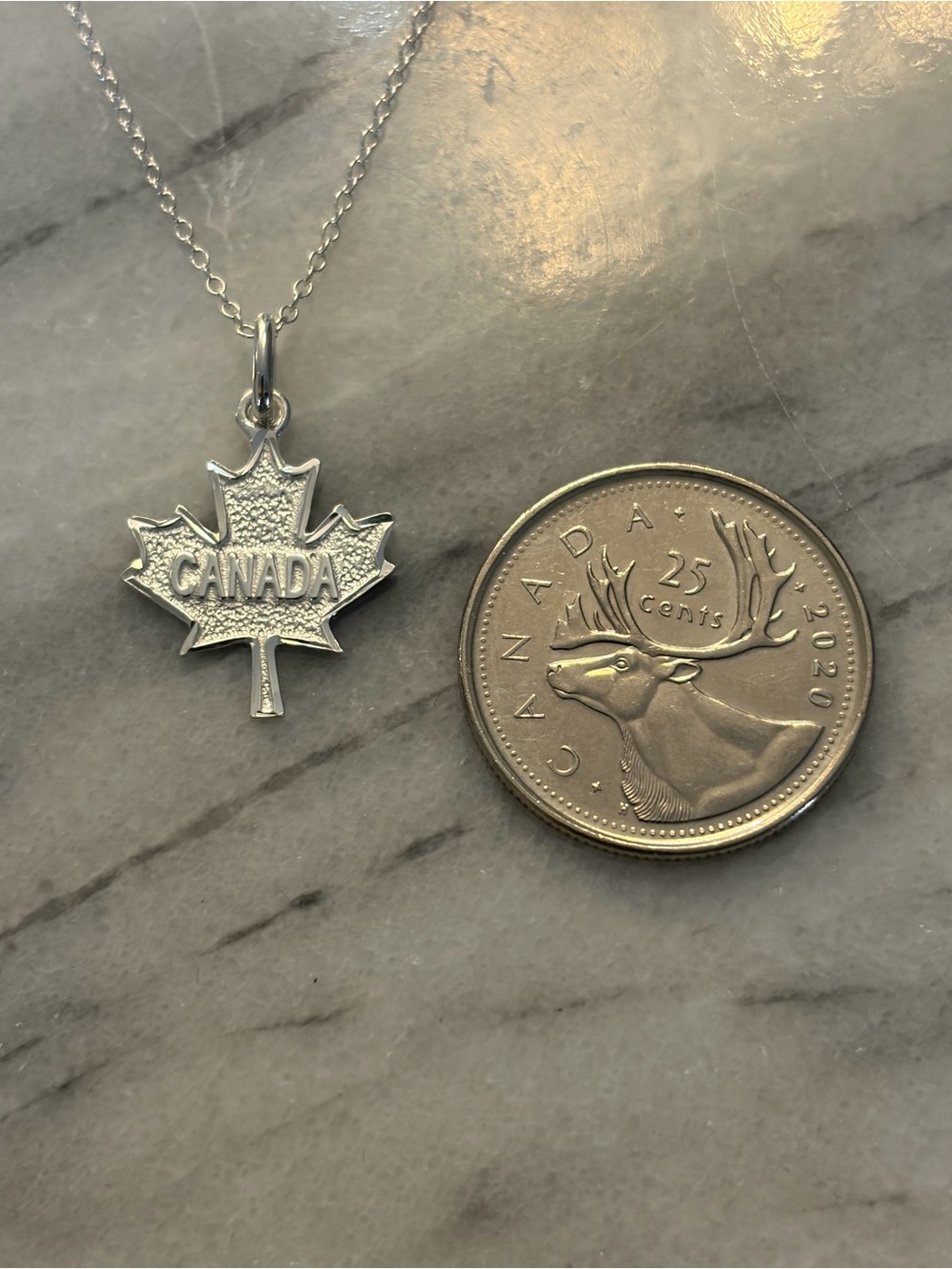 Sterling Silver .925 Canada Maple Leaf Pendant Necklace 16” - Picture 4 of 4